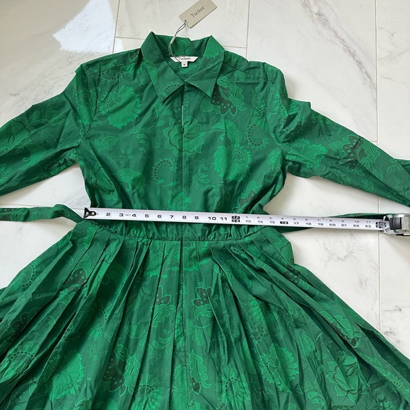 NEW WITH TAGS Tucker Allyson Dress - Emerald Legacy Lace - Picture 9 of 12